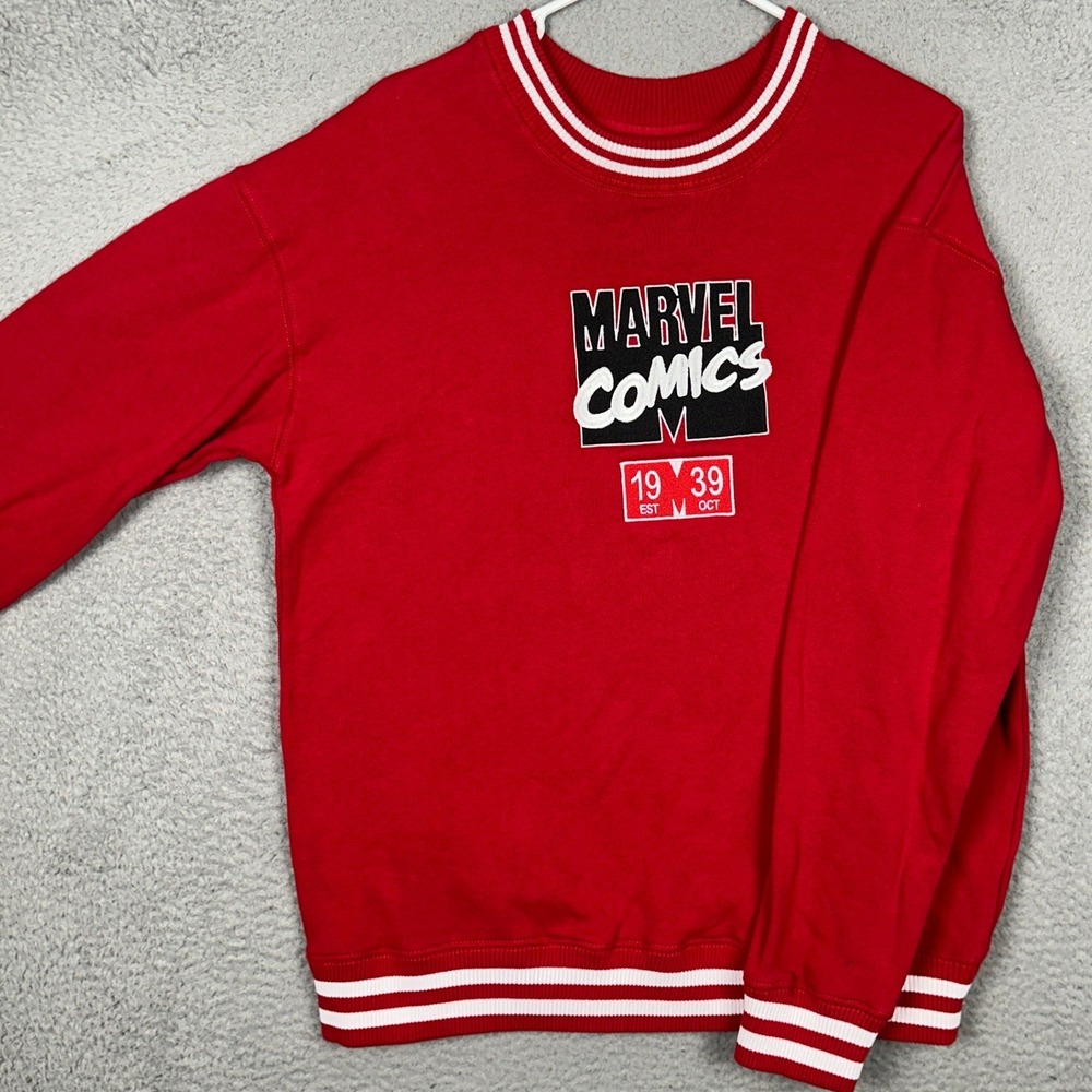BoxLunch Sweatshirt Mens Large Marvel Comics Red Striped Trim Pullover EUC